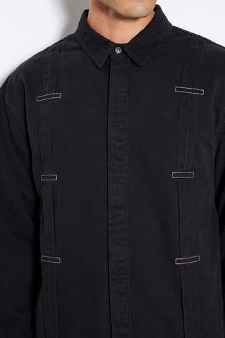 PLEAT DETAILED SHIRT