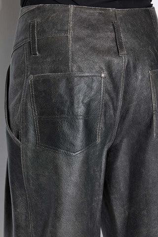 LEATHER PANTS